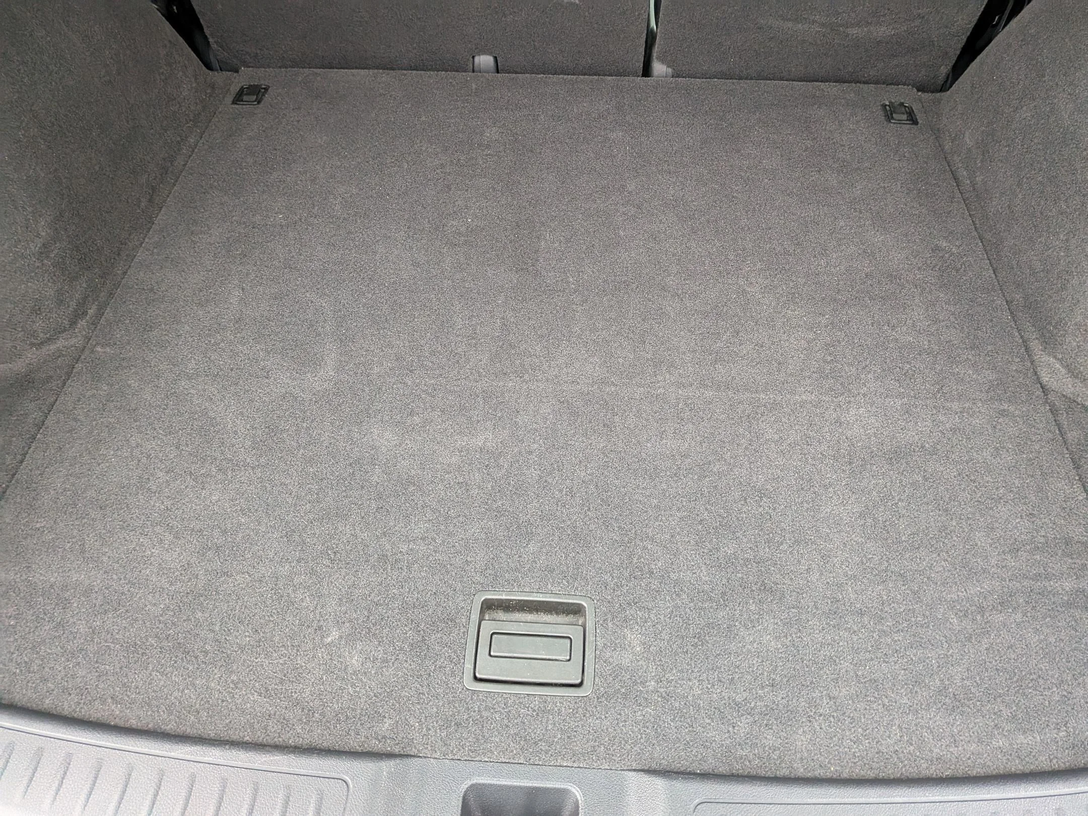 Used 2022 Graphite Shadow INFINITI LUXE image 22