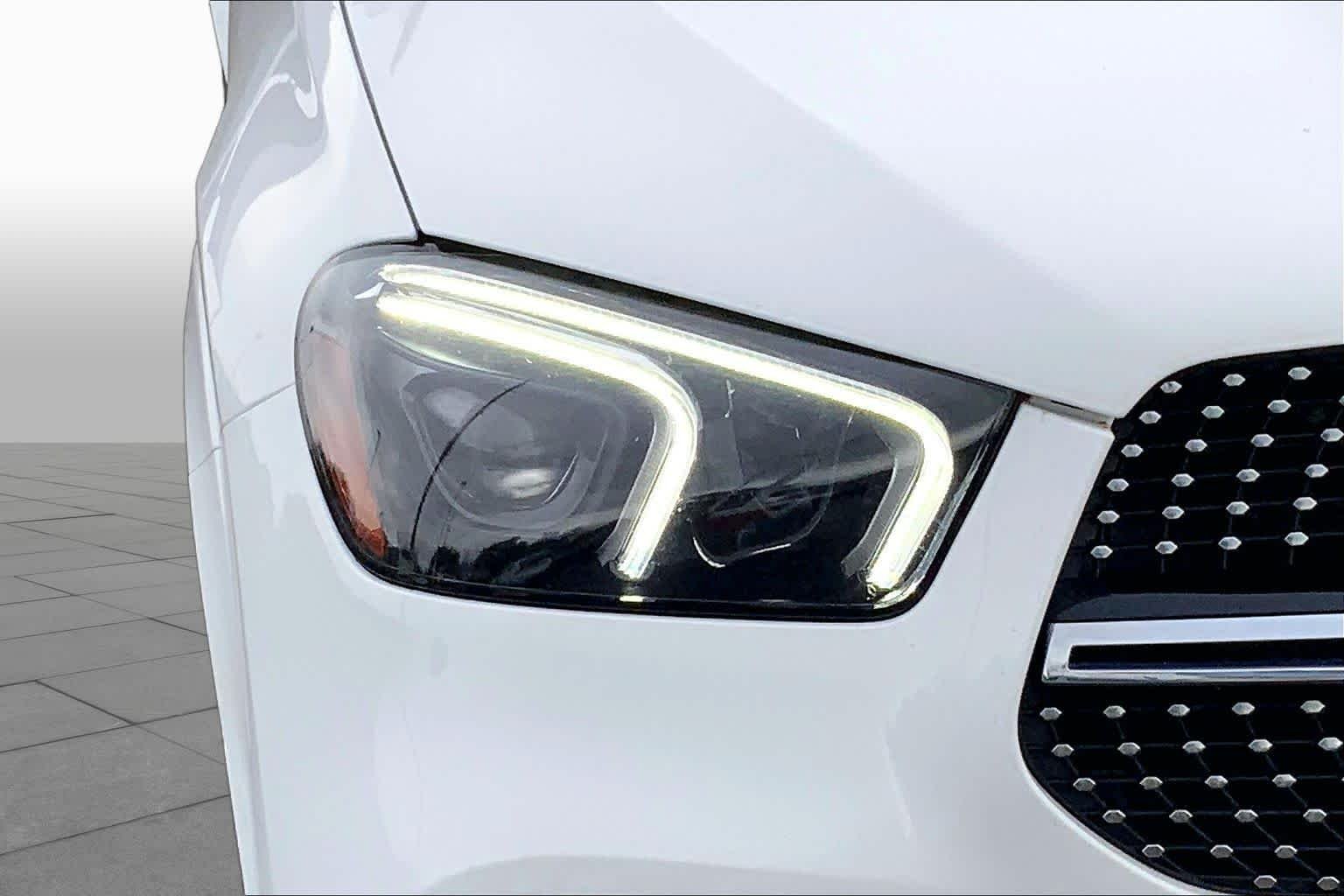 Used 2023 Polar White Mercedes-Benz GLE 350 image 28