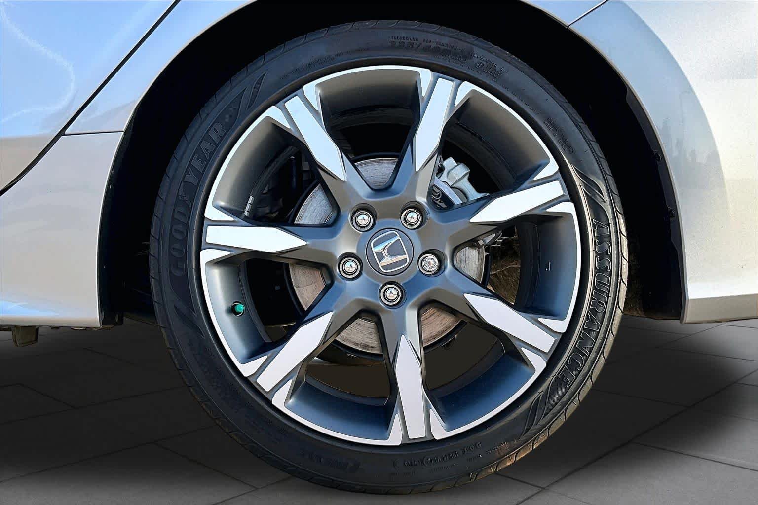 Certified Used 2026 Solar Silver Metallic Honda FWD Touring Hybrid image 11