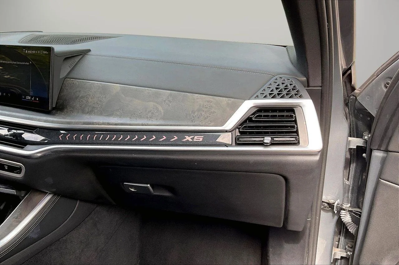 Certified Used 2024 Gray BMW xDrive40i image 22