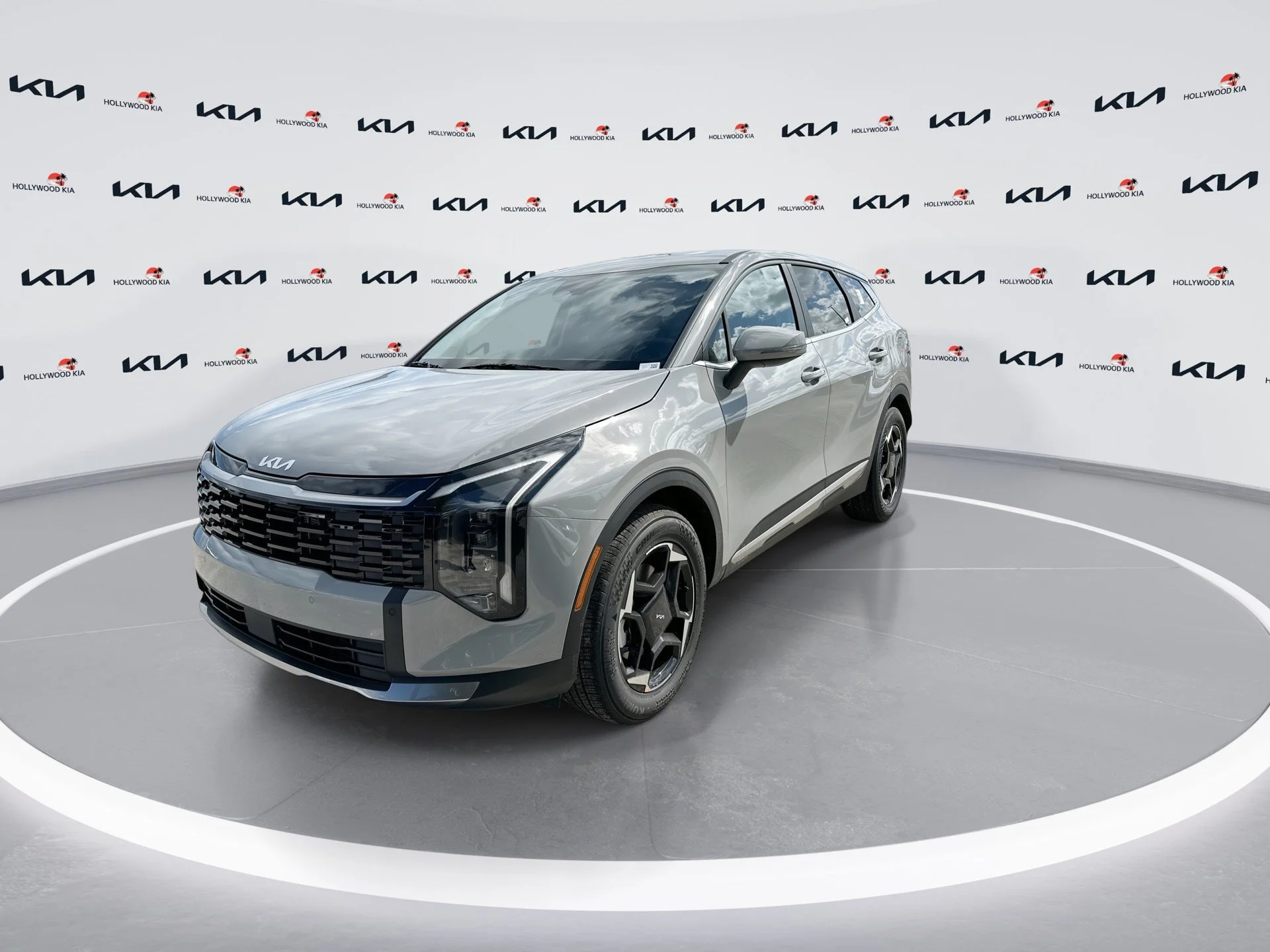 New 2026 Gravity Gray Kia EX image 4