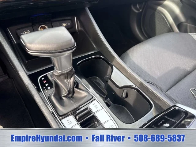 Certified Used 2024 White Hyundai SEL image 28
