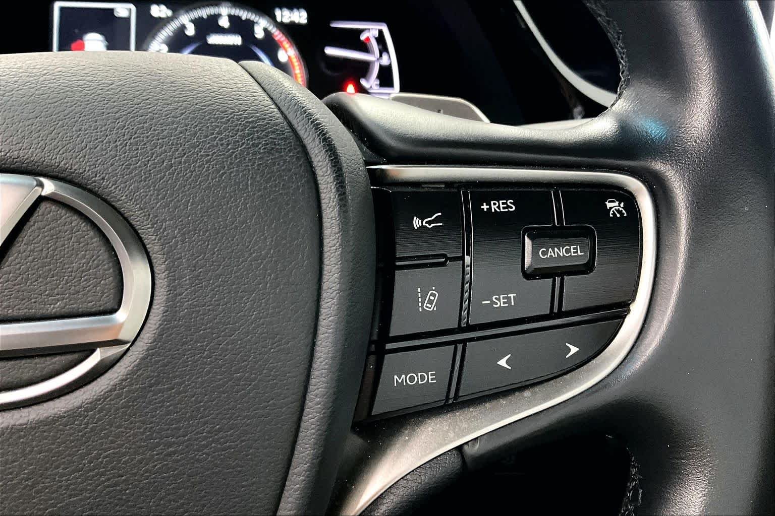 Certified Used 2025 Caviar Lexus  image 25