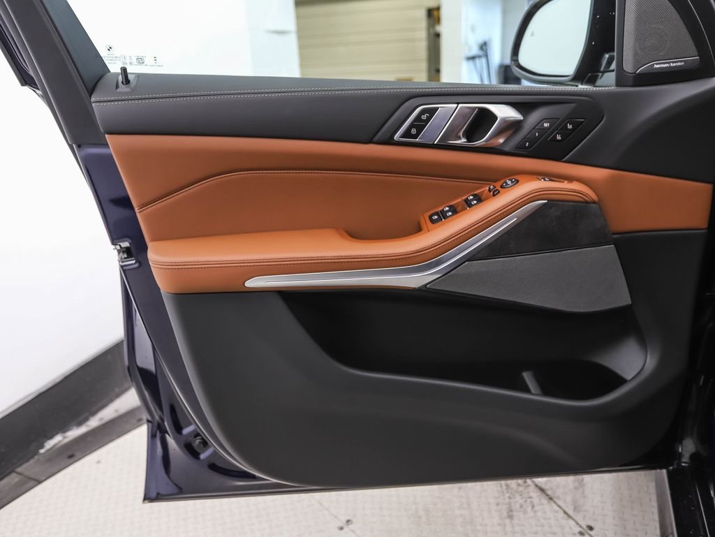 New 2026 Blue BMW xDrive40i image 9