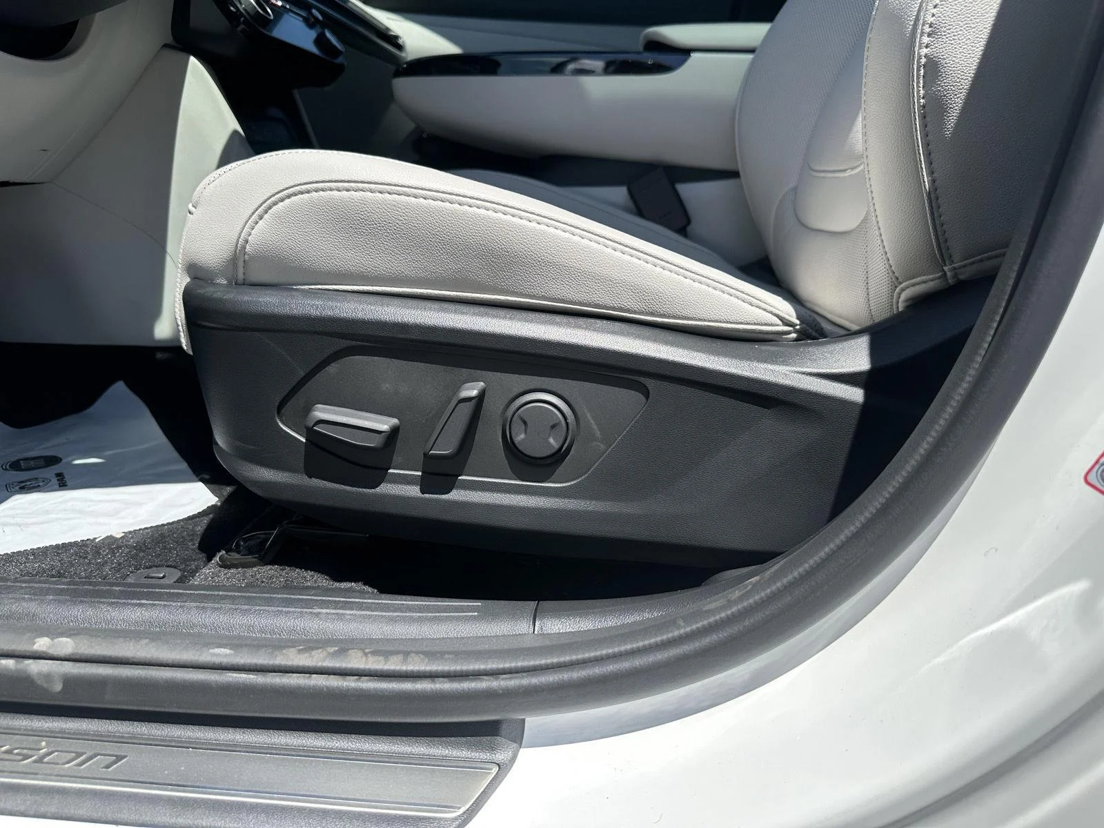 New 2026 Serenity White Pearl Hyundai Limited image 13