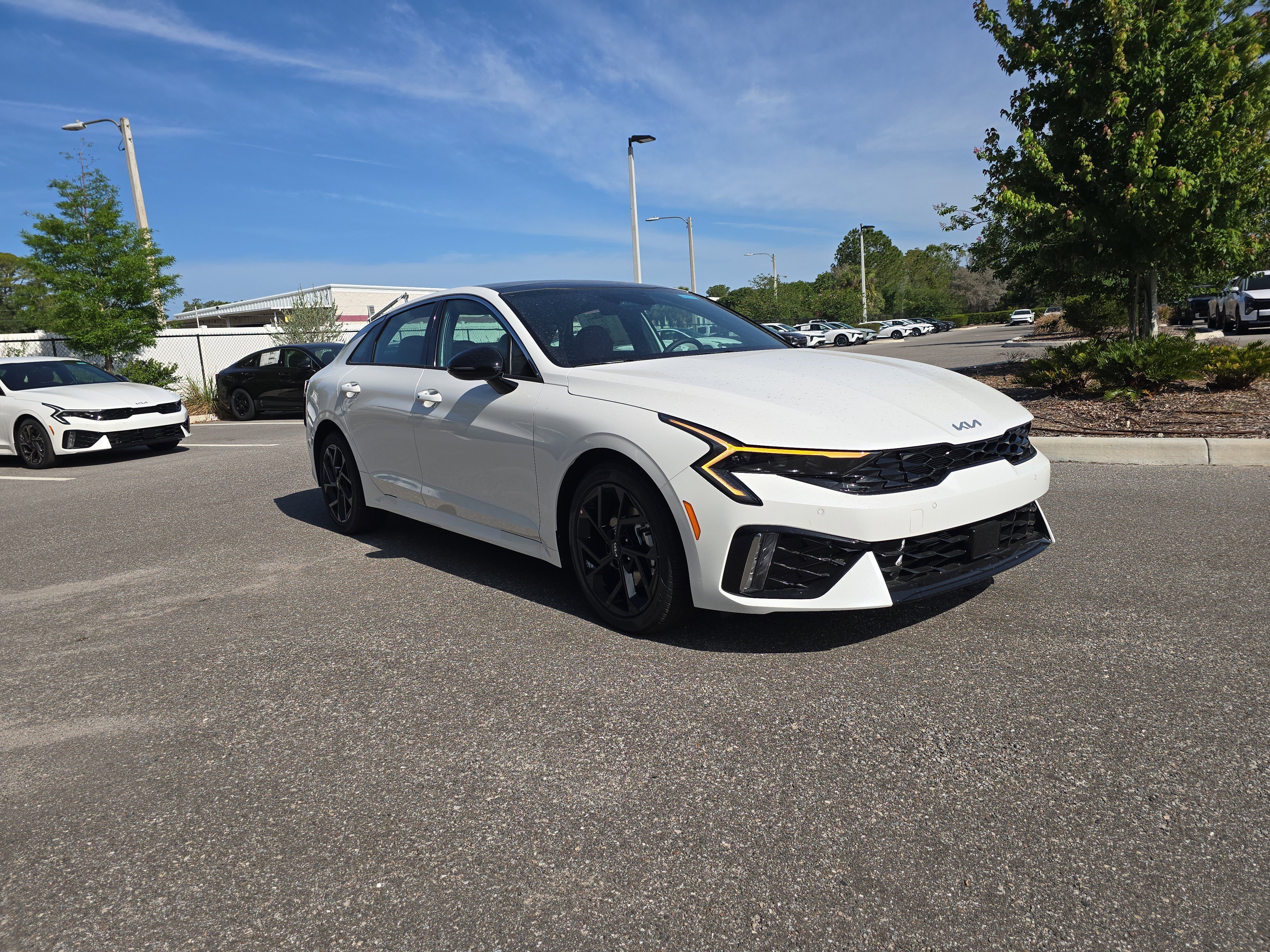 New 2026 Snow White Pearl Kia GT-Line FWD image 2