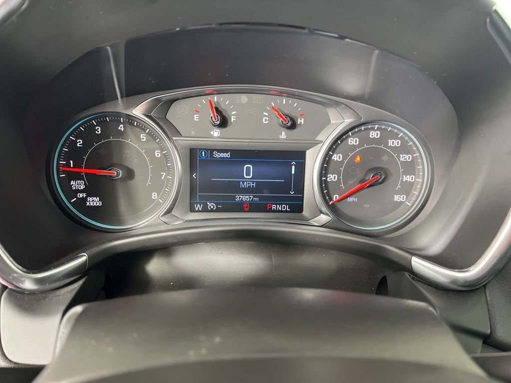 Used 2024 Summit White Chevrolet LT image 16
