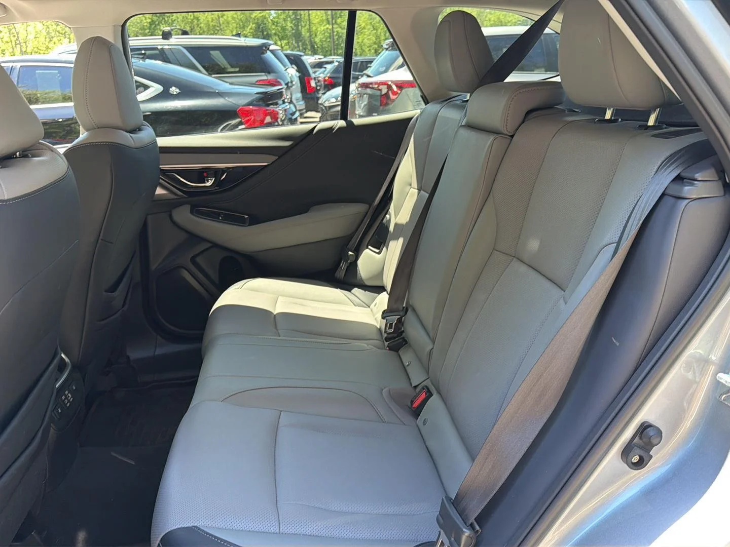 Used 2024 Ice Silver Metallic Subaru Limited XT image 16