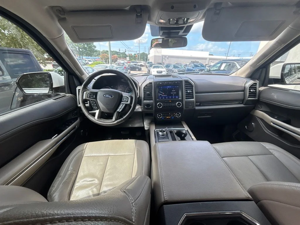 Used 2020 White Ford XLT image 19