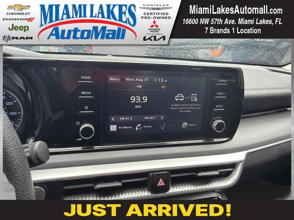 Used 2024 Everlasting Silver Kia LXS image 1