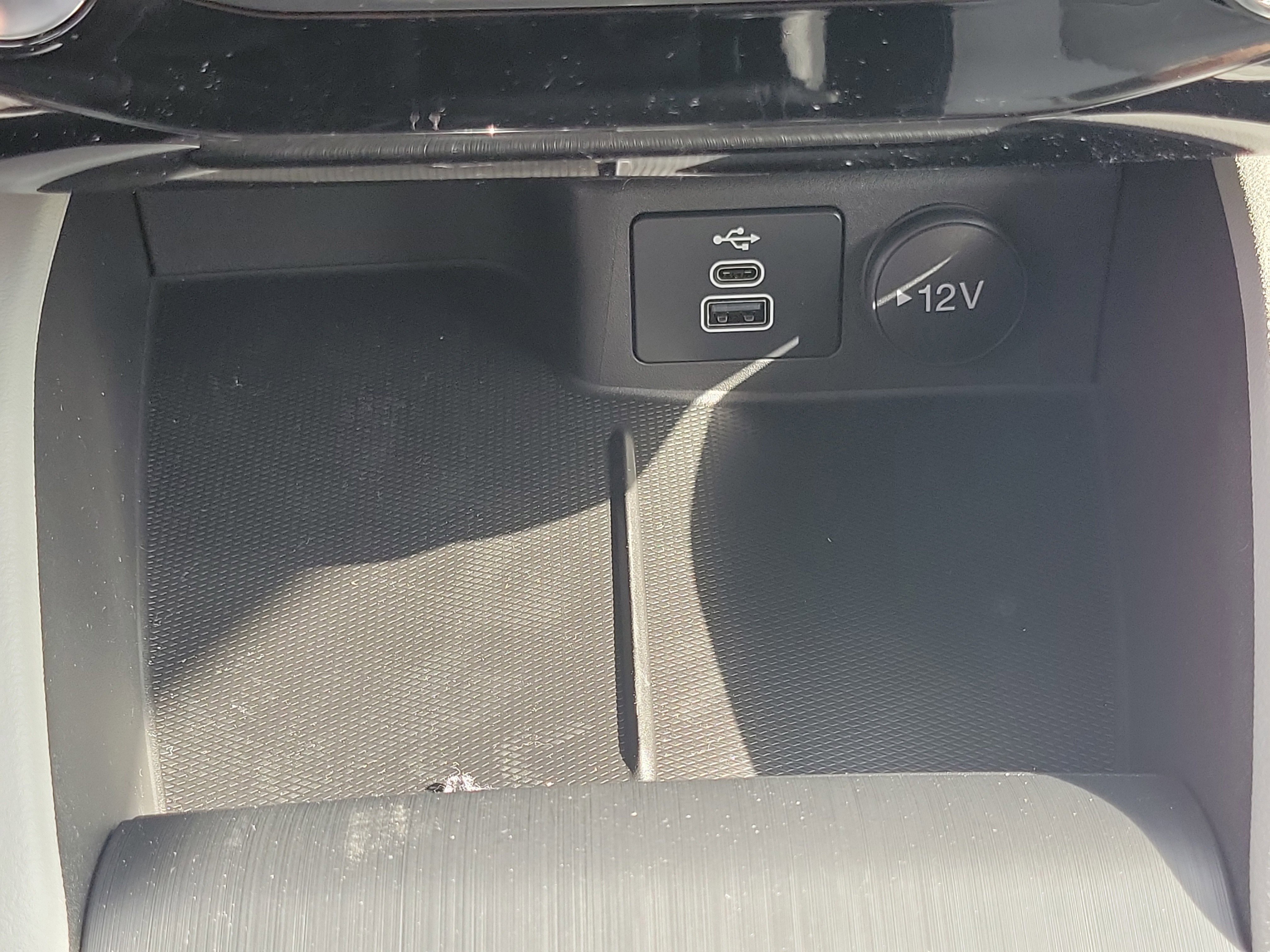 New 2026 Oxford White Ford Active® image 25