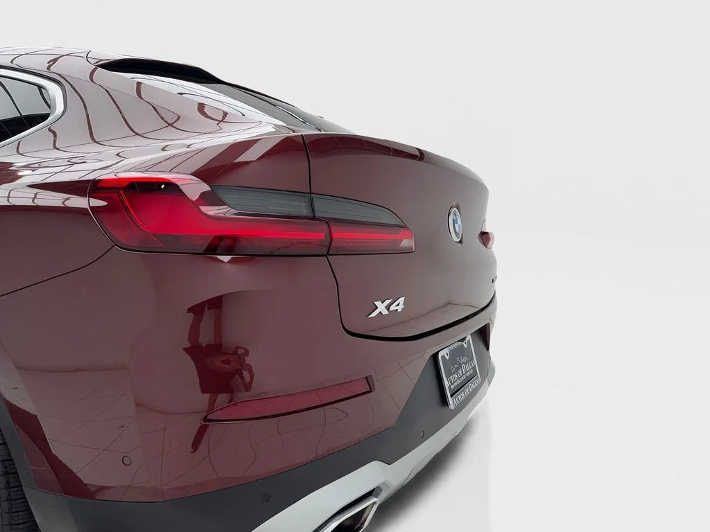 2022 BMW X4 30i - Photo 11