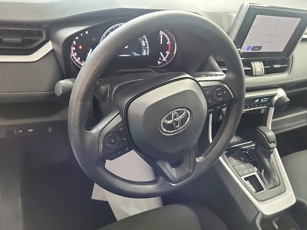 Used 2025 White Toyota LE image 6