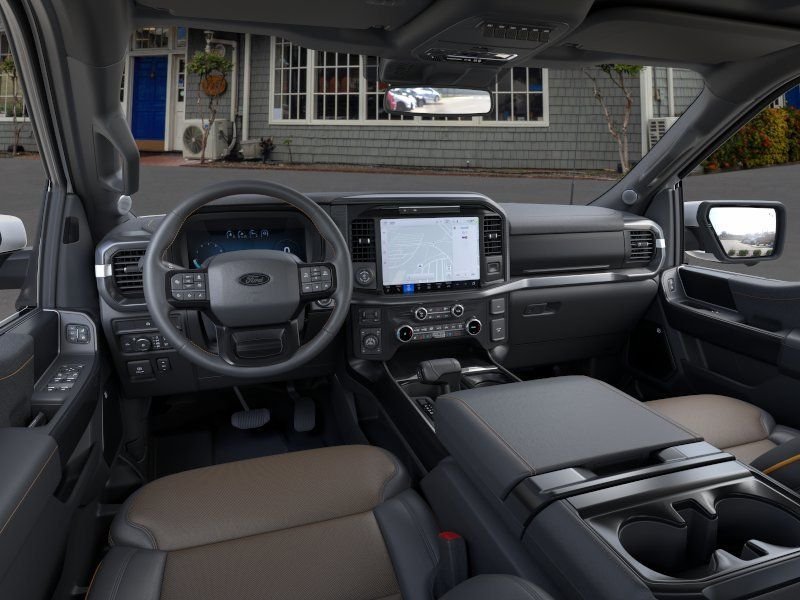 New 2025 Oxford White Ford Tremor image 9