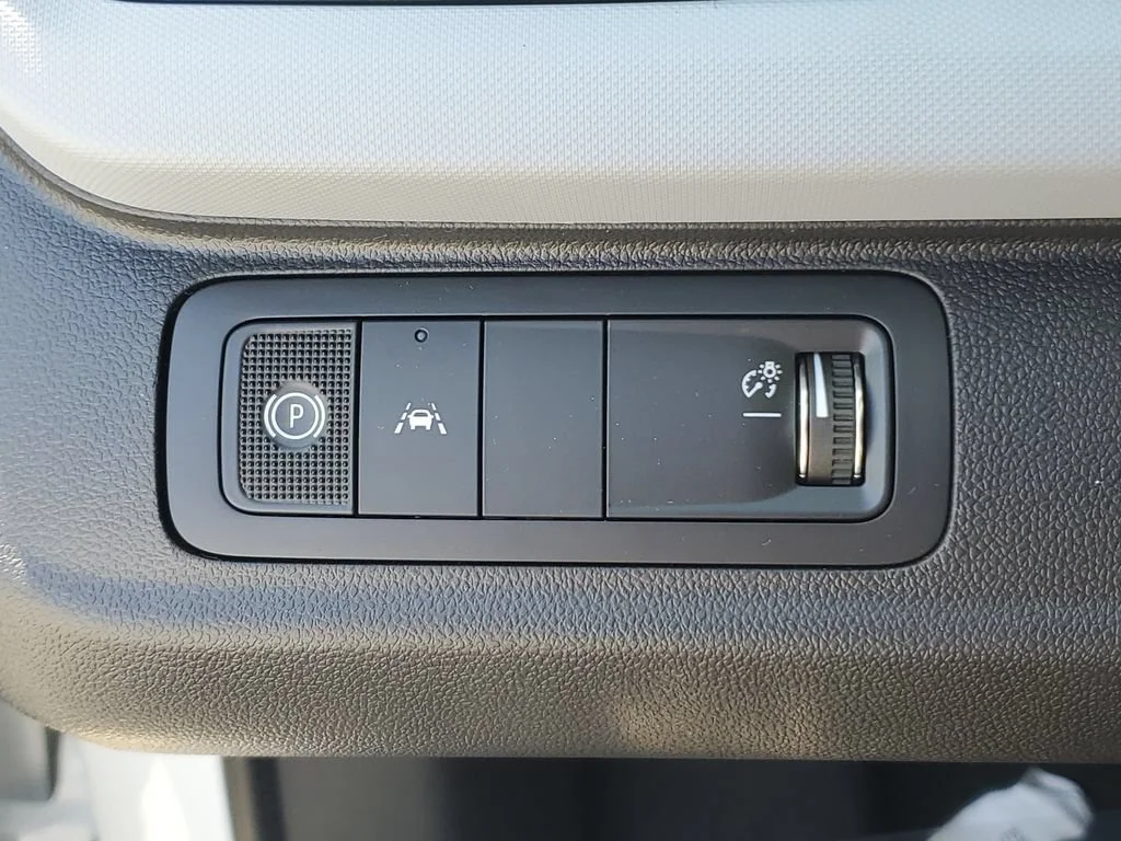 2027 Chevrolet Bolt LT - Photo 22