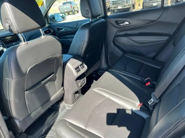 Used 2018 SILVER ICE METALLIC Chevrolet Premier image 19