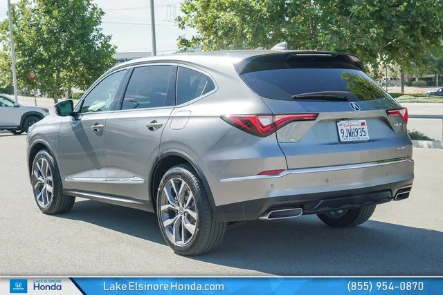 Used 2024 Liquid Carbon Metallic Acura Technology image 11