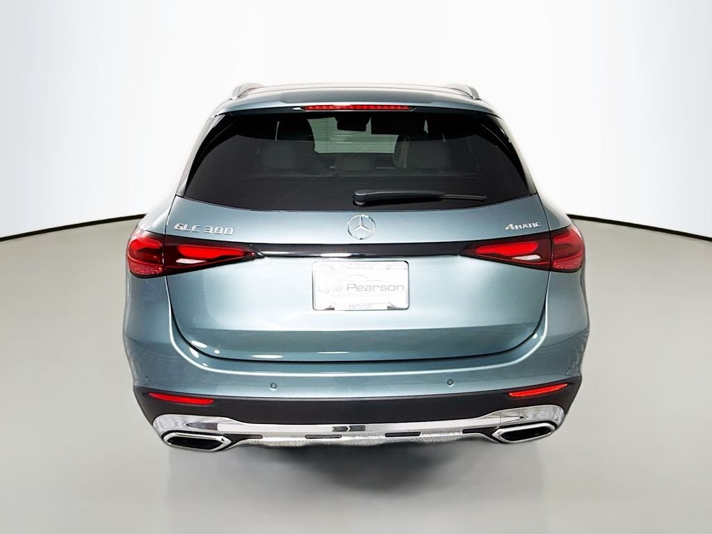 Used 2026 Verde Silver Metallic Mercedes-Benz GLC 300 image 26