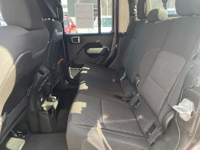 Used 2025 Granite Crystal Clearcoat Metallic Jeep Mojave image 41