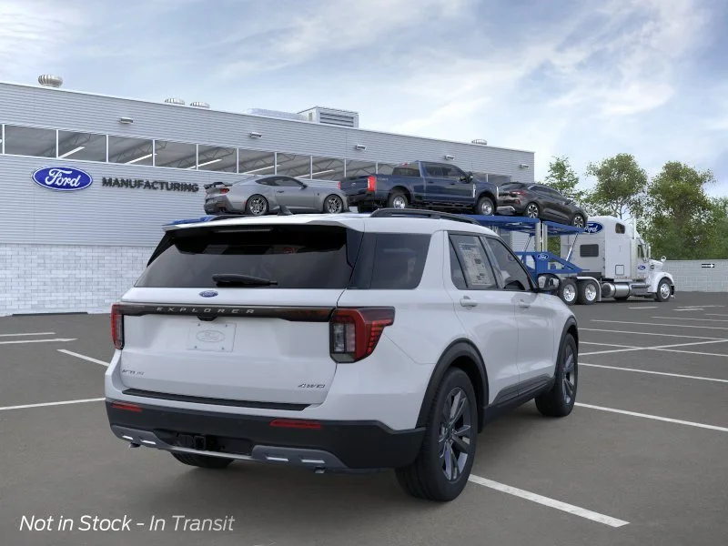 New 2026 Space White Metallic Ford Active image 8