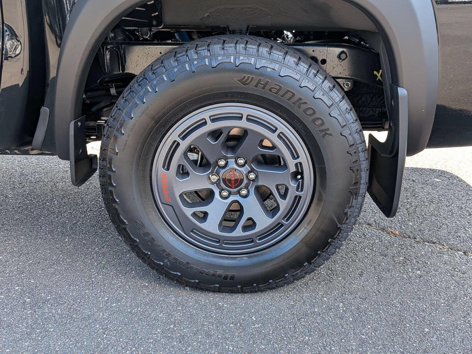 New 2027 Super Black Nissan Crew Cab PRO-4X® image 11