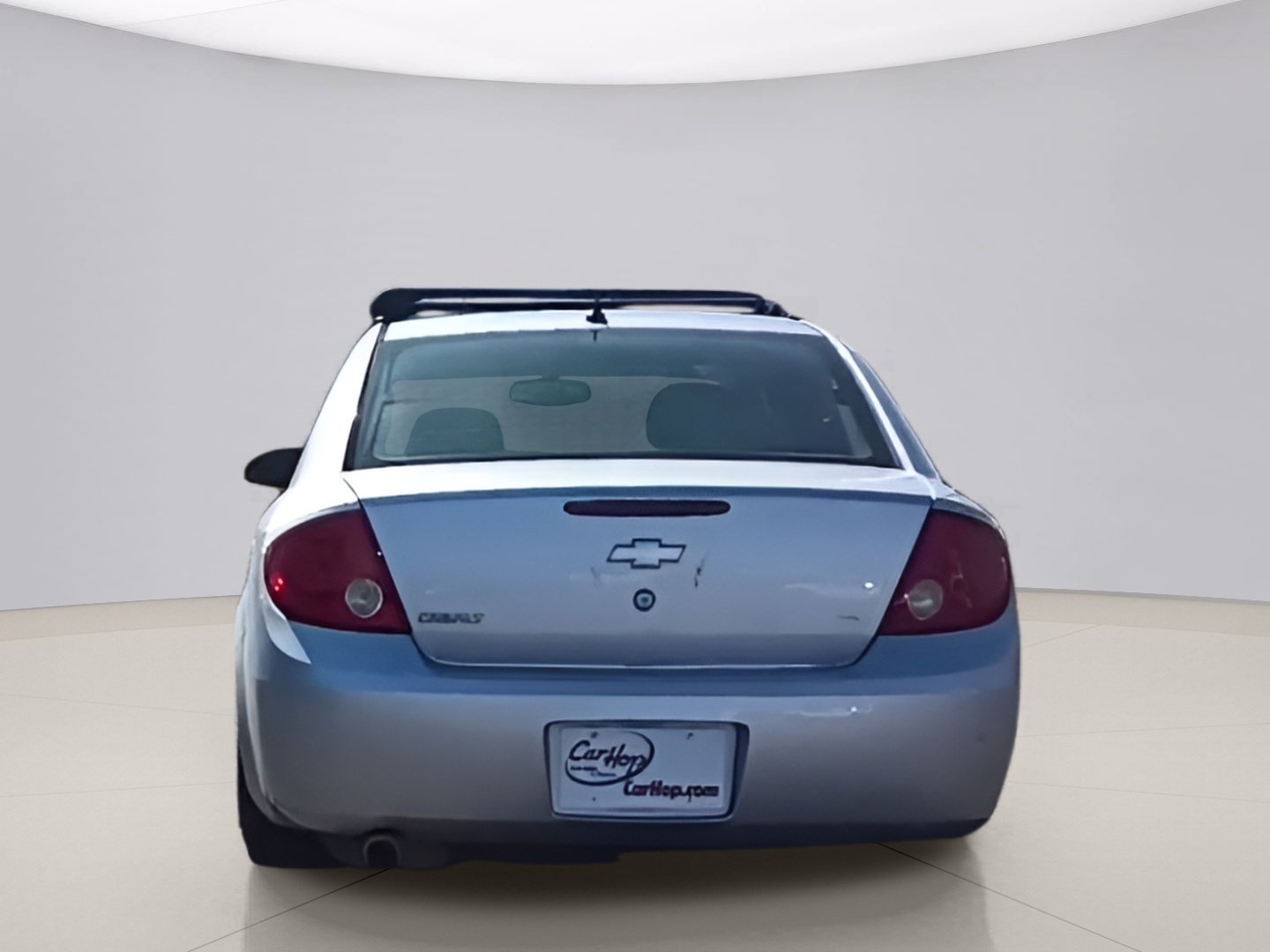 Used 2010 Gray Chevrolet  image 3
