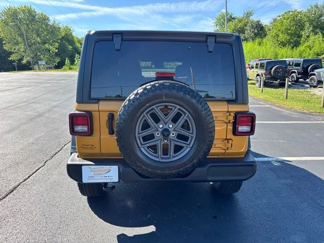 New 2026 Goldilocks Jeep Sport S image 6