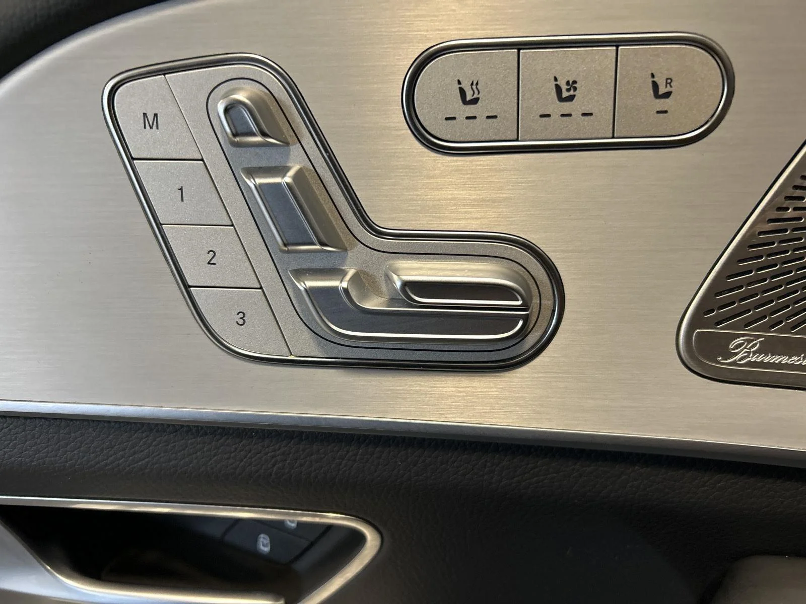 Certified Used 2026 Cirrus Silver Metallic Mercedes-Benz AMG® GLE 53 image 20