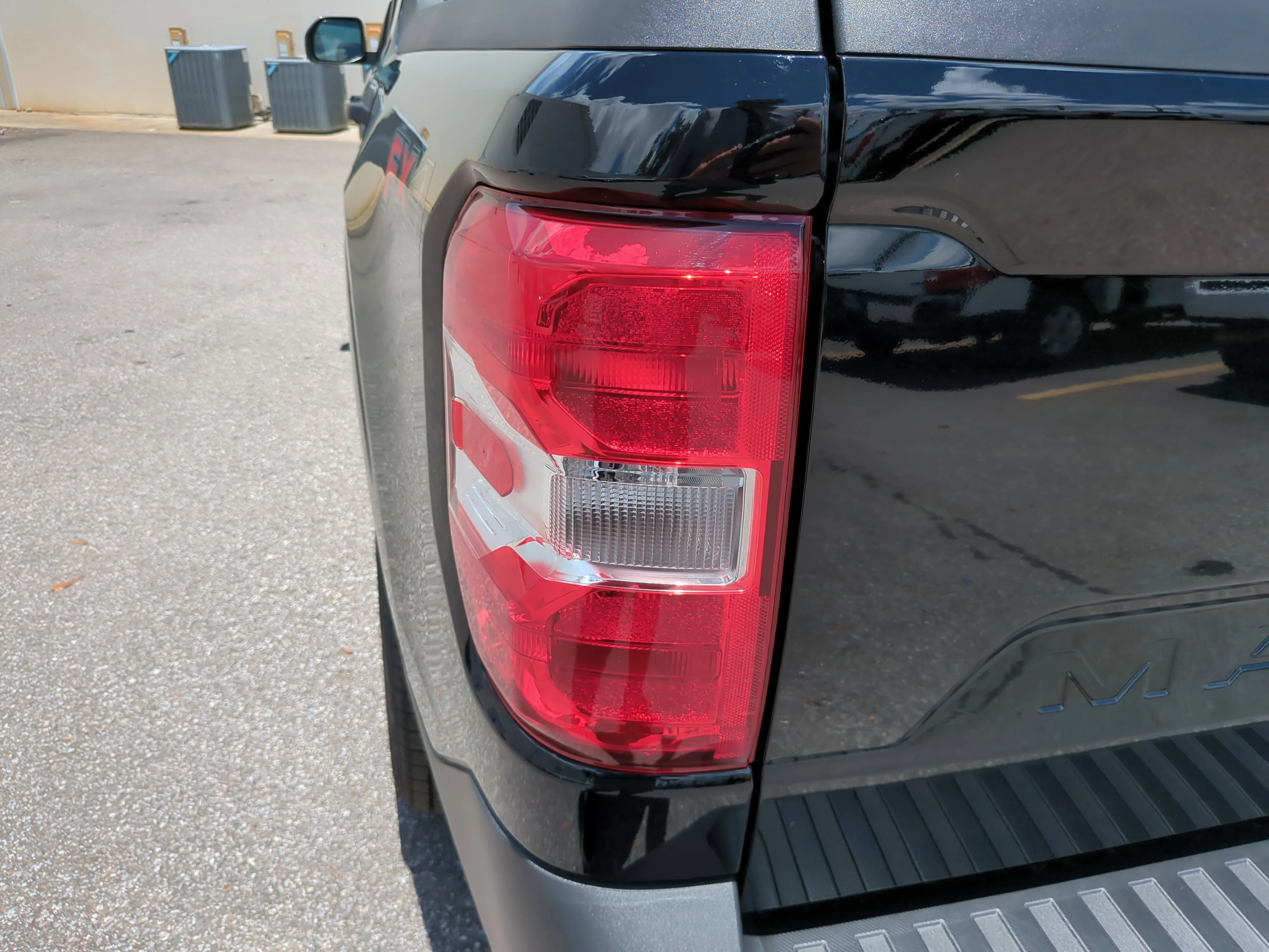 2025 Ford Maverick XLT - Photo 12