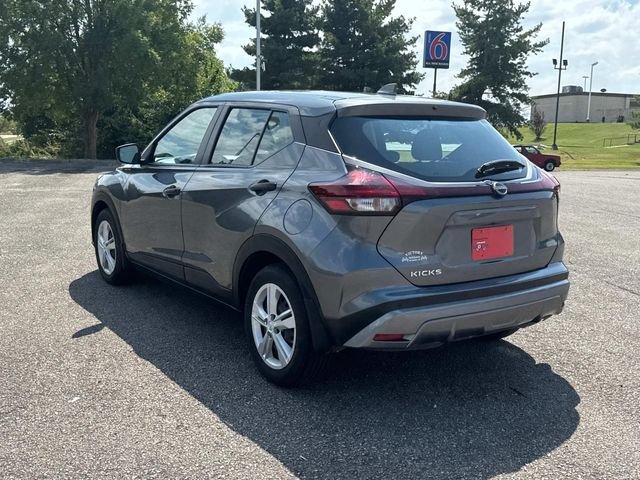 Used 2023 Gray Nissan S image 6