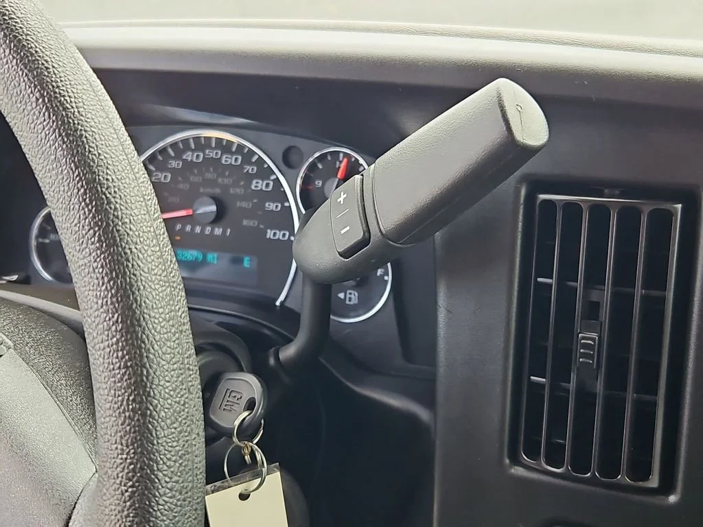 Used 2023 Summit White Chevrolet 1LS image 20