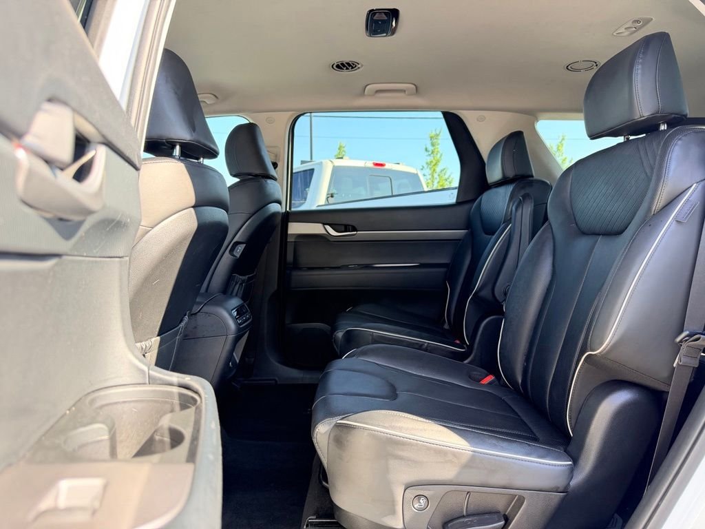 Used 2024 White Hyundai SEL image 14