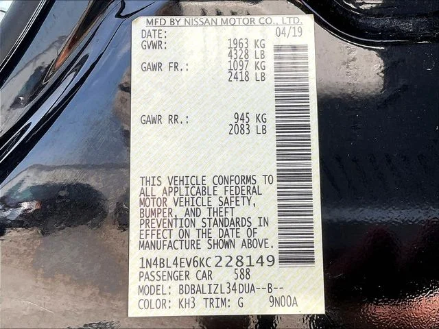 Used 2019 Black Nissan 2.5 SL image 21