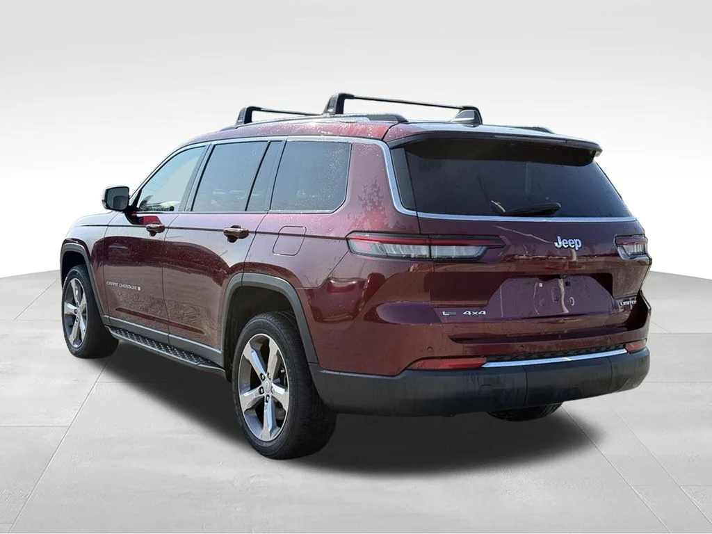 Used 2022 Red Jeep Limited image 3