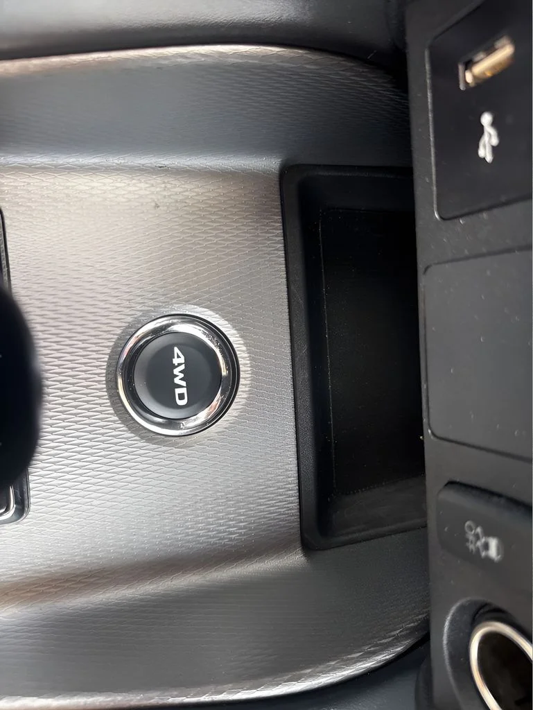 Used 2024 Black Mitsubishi 2.0 ES image 16