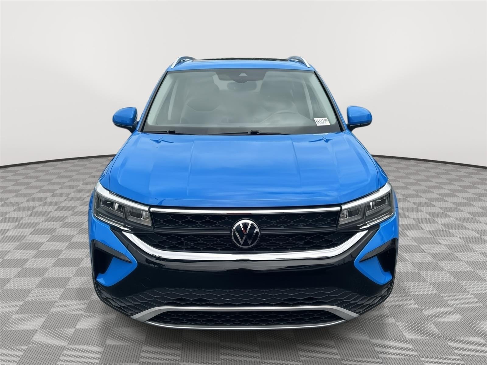 Used 2023 Cornflower Blue Volkswagen SE image 2