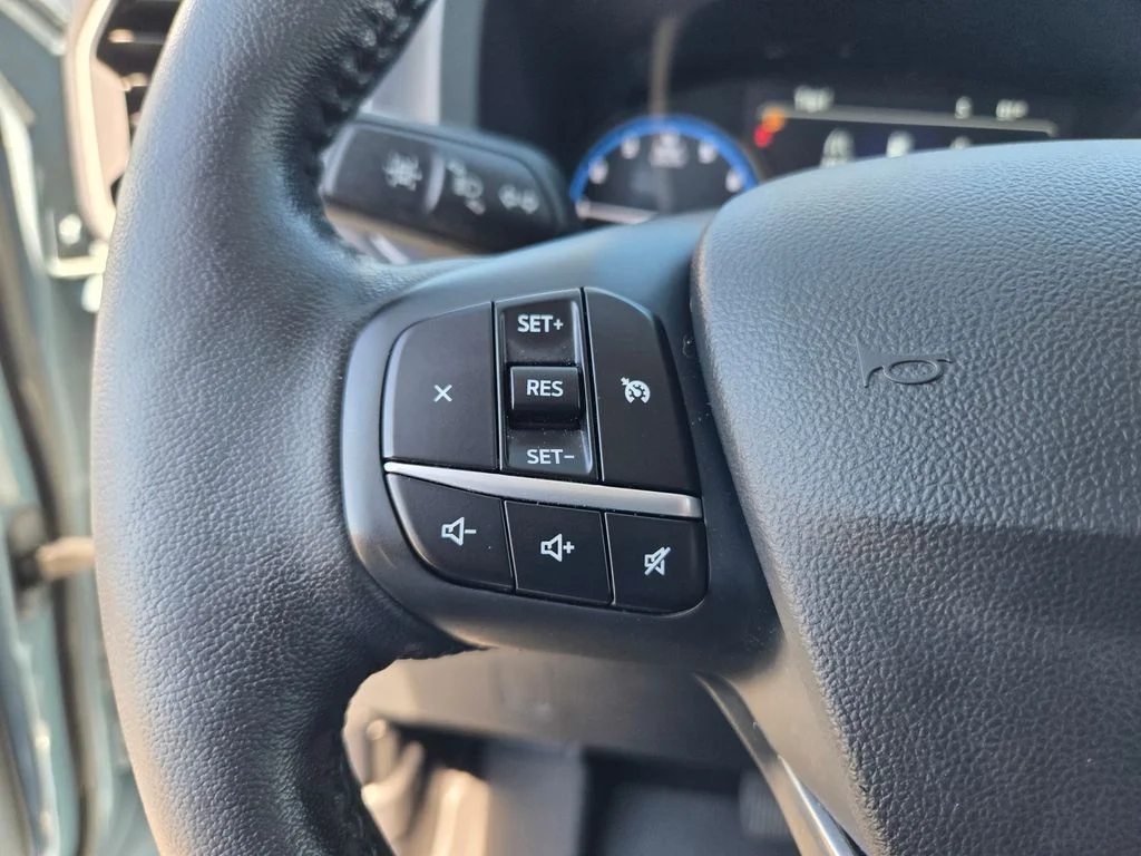 Used 2021  Ford Outer Banks image 24