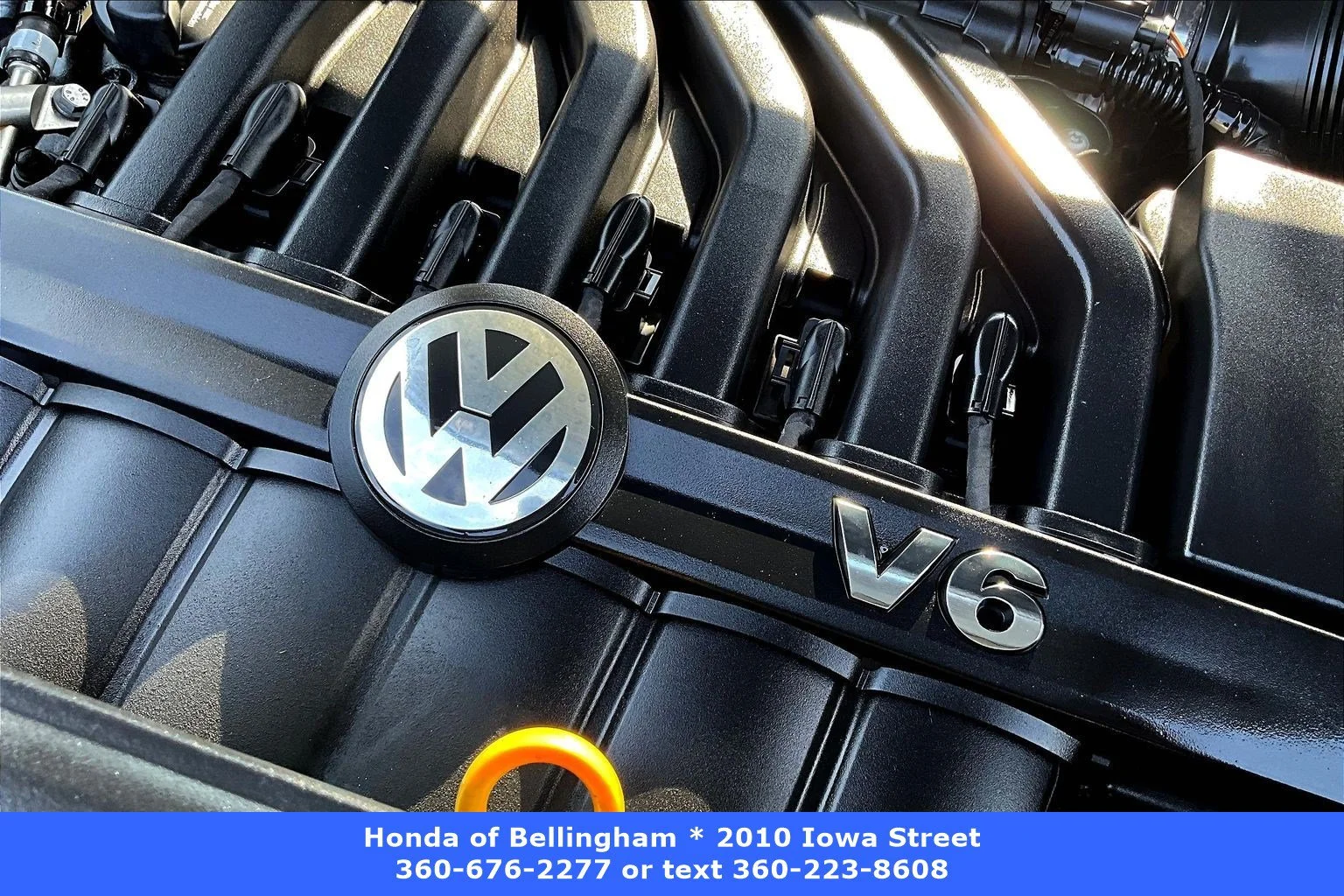 Used 2021 Deep Black Volkswagen 3.6L V6 SEL R-Line image 29