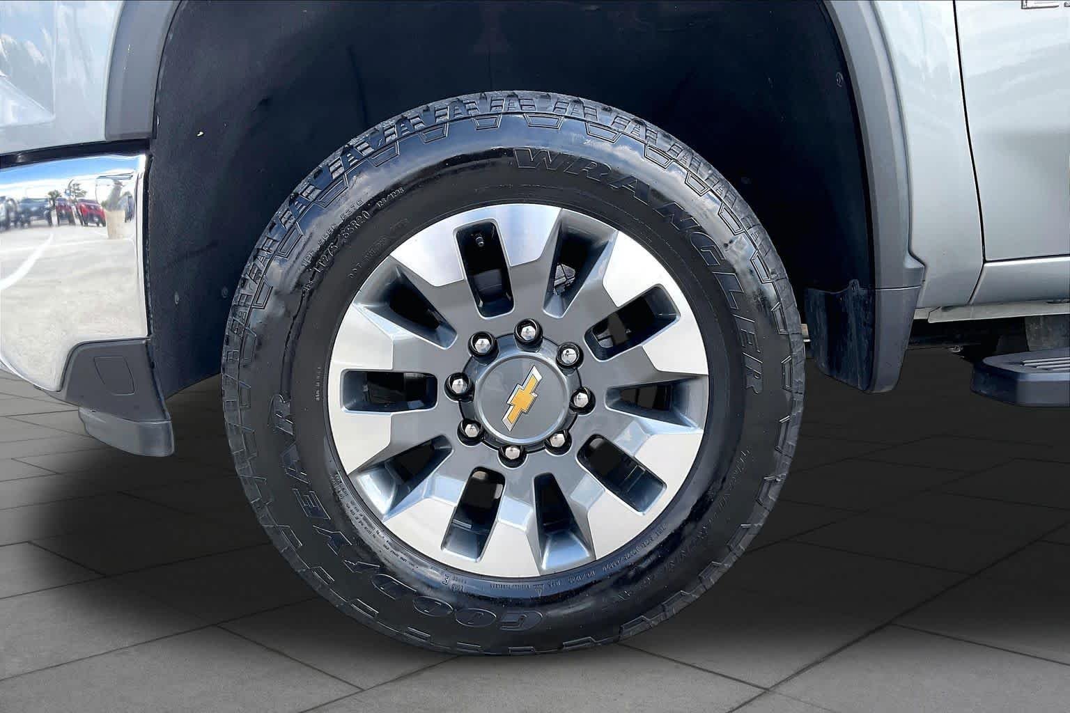Used 2024 Sterling Gray Metallic Chevrolet LT image 11