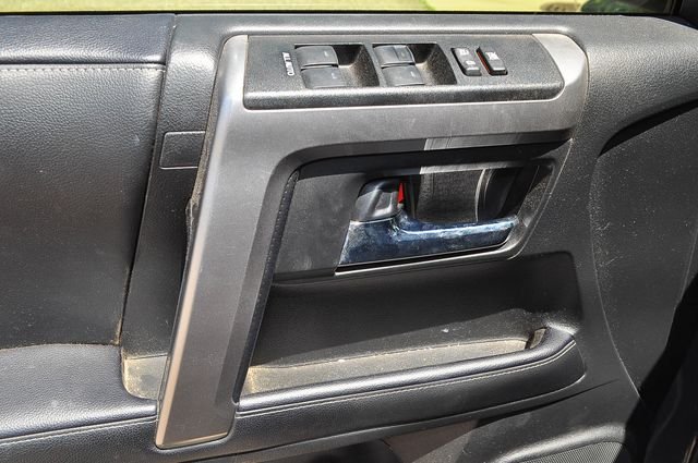 Used 2024  Toyota SR5 image 12