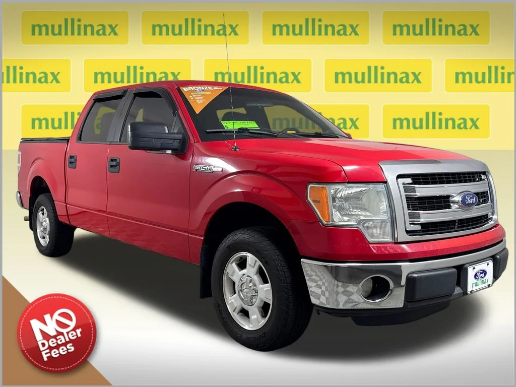 Used 2013 Red Ford XLT image 1