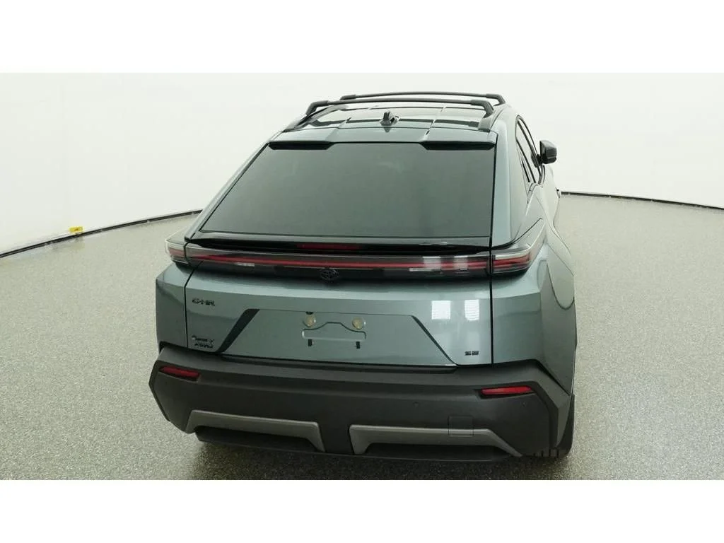 New 2026 Overcast Toyota SE image 29