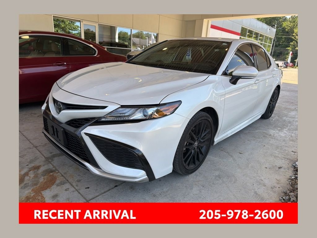 2023 Toyota Camry XSE's photo