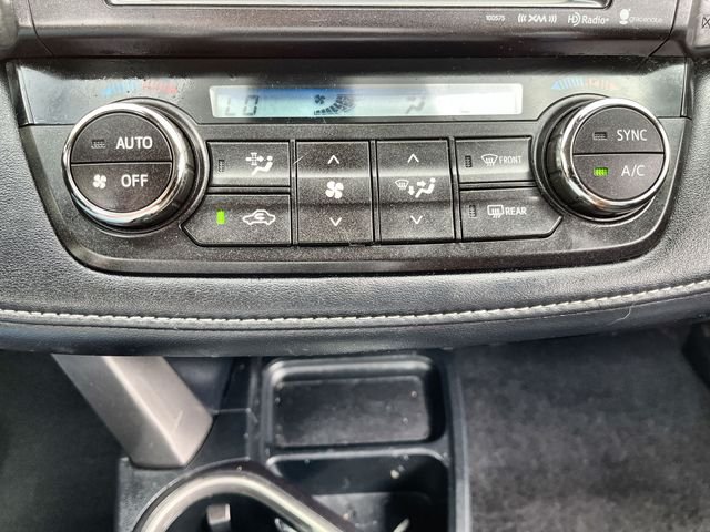 Used 2017 Red Toyota XLE image 18