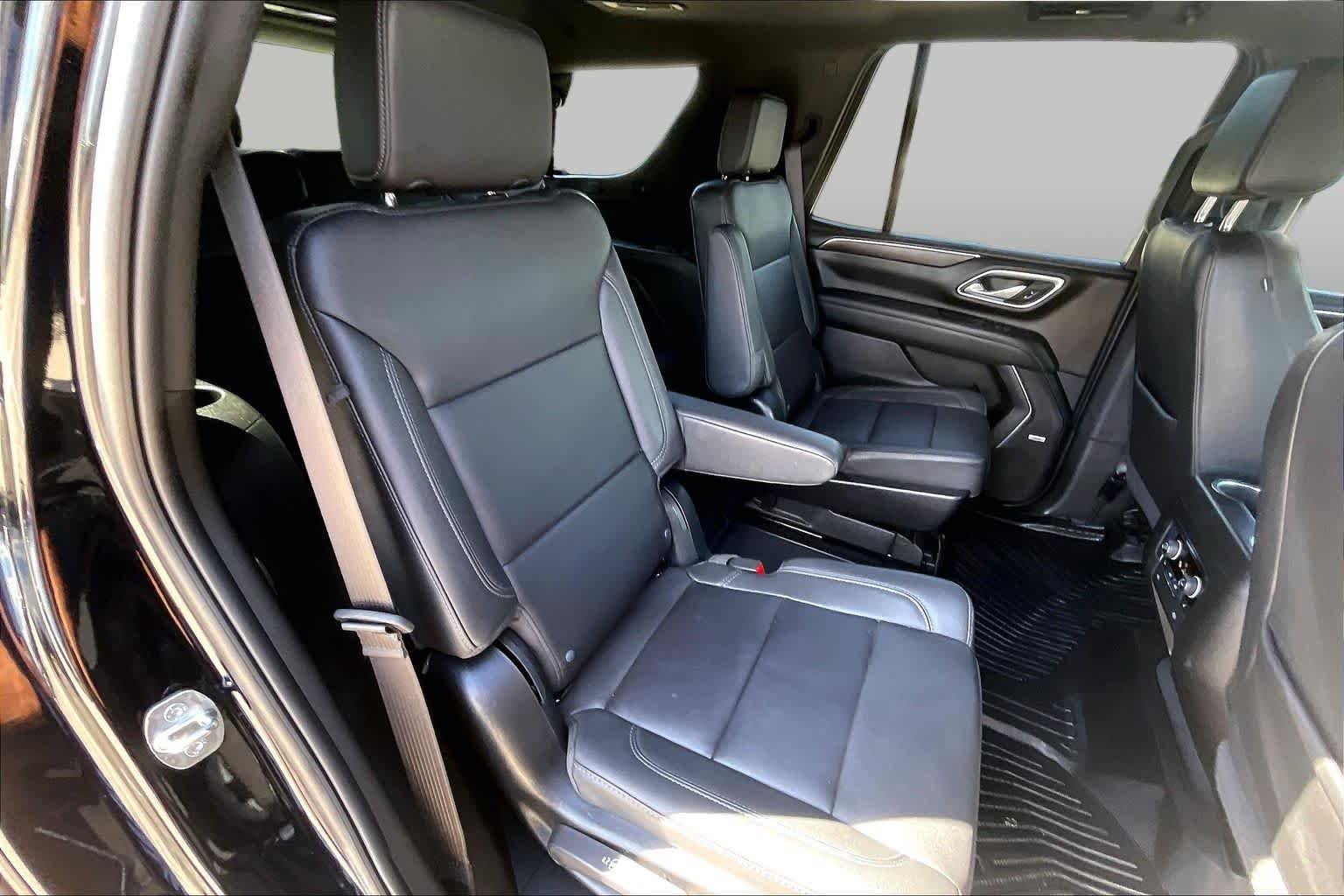 Used 2024 Black Chevrolet Z71 image 19