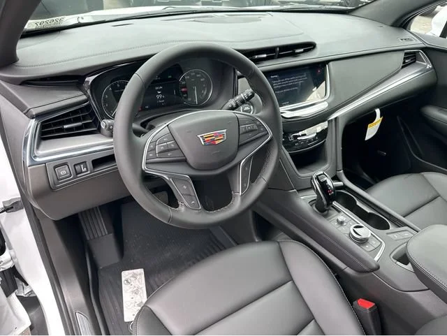 2026 Cadillac XT5 Luxury - Photo 6