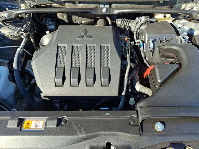Used 2024 Gray Mitsubishi Black Edition image 28