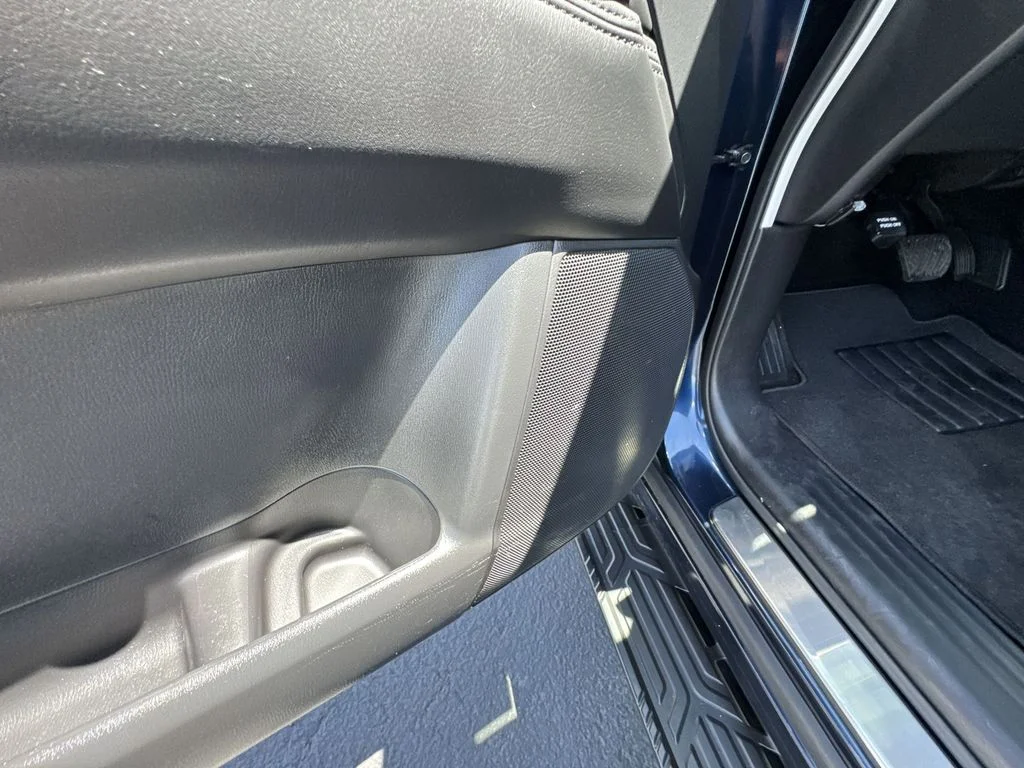 Used 2024 Blue Nissan SL image 25