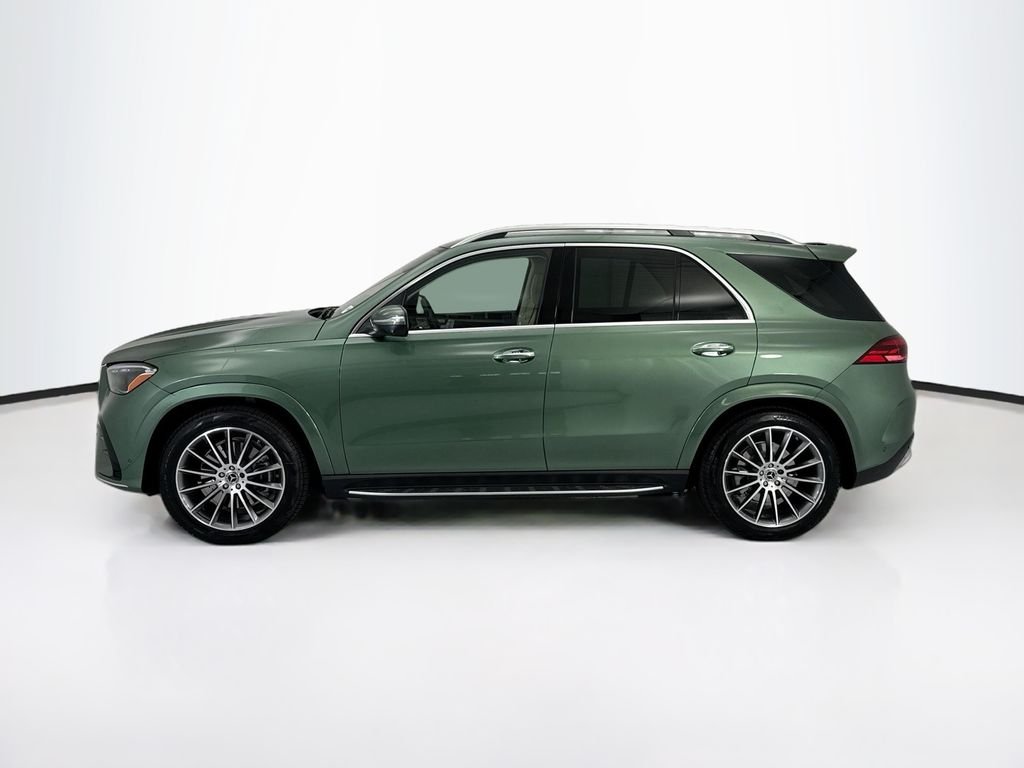 New 2026 MANUFAKTUR Ireland Mid Green Metallic Mercedes-Benz GLE 580 image 8