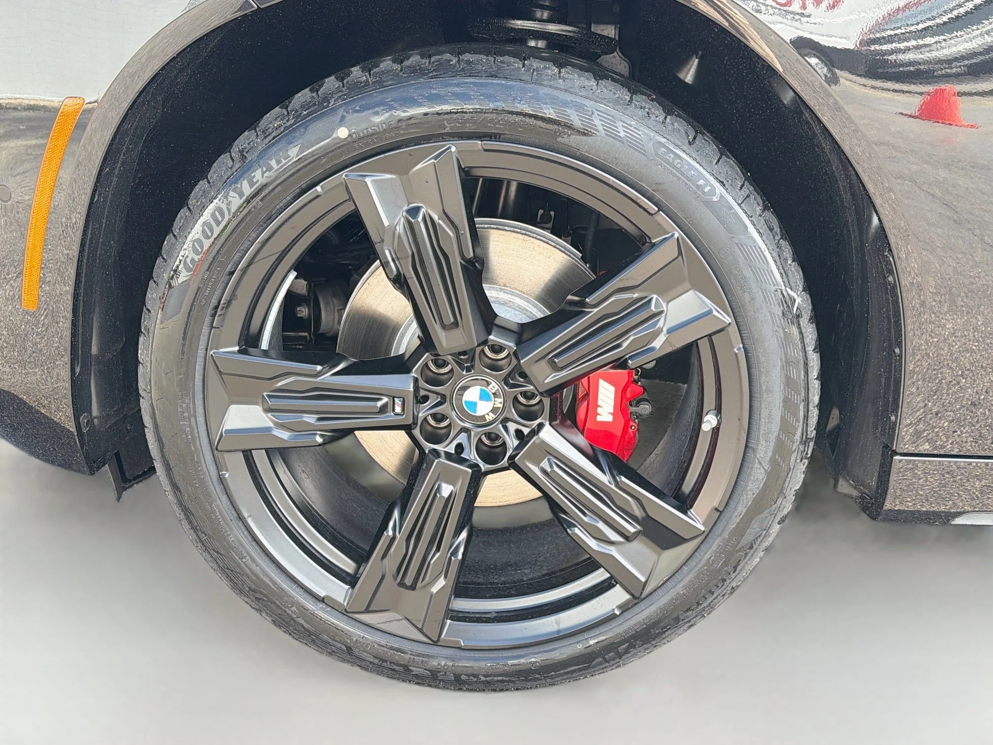 New 2026 Black Sapphire Metallic BMW 30 xDrive image 41